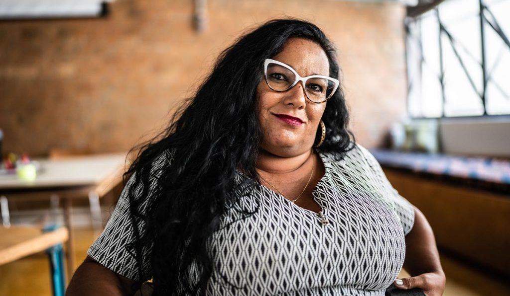 We work with women, children, young people, older people and LGBTQIA+ people who are experiencing family violence.